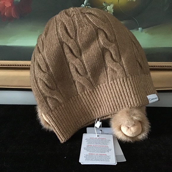 NWT URBAN OUTFITTERS Women Woolrich Navita Cable Beanie Hat Brown M main image 4